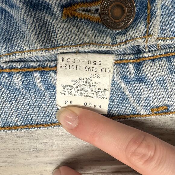 Vintage 90s Levis 550 Light Wash Blue Mens 38x32 Relaxed Taper Jeans Red Tab USA - Picture 5 of 12